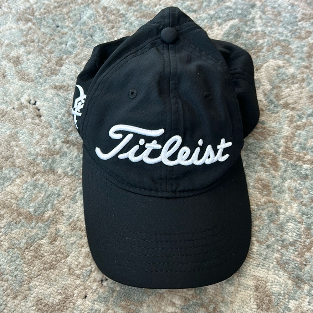 Titleist White Sox golf hat